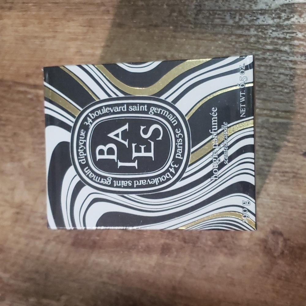 BNIB Hard to Find- Baies Limited Edition Candle 190g 2021 - Picture 5 of 7